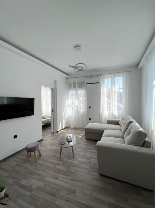Bougainvillea Apartments 2 Nauplia Exterior foto